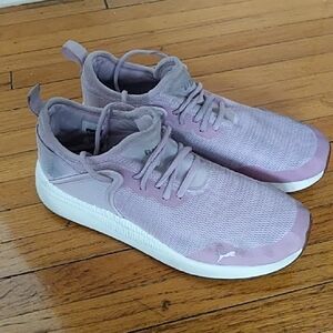 Puma Women's Light Purple Sneakers
